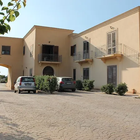 Tramonti D'amare Bed & Breakfast 3*