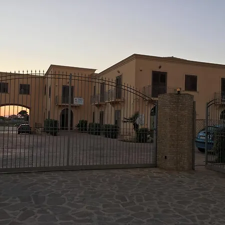 Tramonti D'amare